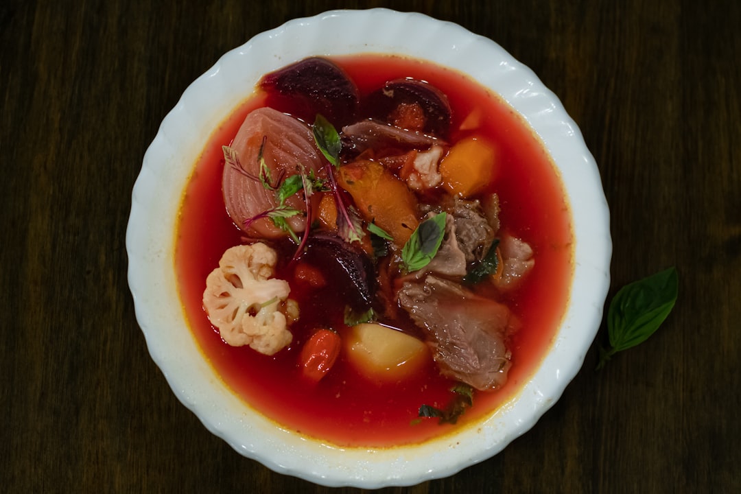 Gazpacho: De perfecte koude soep voor warme dagen