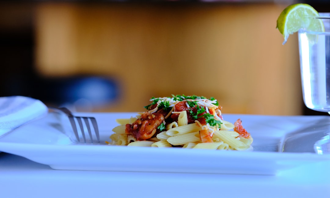 Romige tagliatelle met roomsaus: simpel en heerlijk op tafel